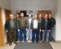 Bild: Michael Schlagenhaufer/exb
Das Bild zeigt (von links): Bernhard Brandstätter (Jagdpächter), Daniel Ruhland (Kassier), Michael Schlagenhaufer (Jungjagdpächter), Josef Bauer (Vorstand), Christian Eckl (zweiter Vorstand), Armin Zimmermann (Schriftführer), Peter Ruhland (Beisitzer) und Stefan Hammerer (Beisitzer).