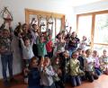 Bild: Evangelische Kirchengemeinde/exb
Großen Spaß hatten Kinder beim Basteln im evangelischen Gemeindehaus in Mitterteich.