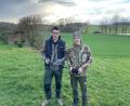 Bild: jzk
Jonas Kauper und Laurenz Schäffler (von links) retten mit dieser Drohne Rehkitze vor der Wiesenmahd.