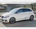 Bild: Mercedes-Benz AG/dpa
Vielfältig: Wer eine gebrauchte Mercedes B-Klasse sucht, findet auf dem Markt unter anderem Modelle mit Benziner, Diesel oder Erdgas sowie Hybrid- und reine Elektroversionen (Bild).