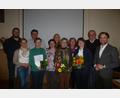 Bild: bk
Das Führungsteam der Frauen-Union mit Vorsitzender Nicole Presche (Dritte von rechts). Es gratulierten Bürgermeister Ludwig Biller(Zweiter von rechts), Julian Kraus (JU), Stefanie Dippl, Thomas Schönberger und Severin Hirmer (von links)
