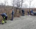 Bild: Sperber/exb
Viele fleißige Helfer beteiligten sich am Arbeitseinsatz beim Pfadfinderspielplatz in Windischeschenbach.