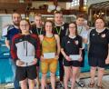 Bild: rbg
Ehrenpreise für die Tagesbestleistungen auf den 200-Meter-Strecken blieben fest in Tirschenreuther Hand. Von links: Sportlicher Leiter Lukas Bachmeier, Sandra Beinrucker, Niclas Köstler, Anna Schwöd, Fynn Legat, Milena Franz, Lonhard Fütterer und TSC- Vorsitzende Barbara Legat-Kasel.