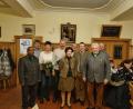 Bild: Maik Zieting/exb
Bei der Ehrun waren dabei (von links): Pfarrer Moses Gudapati, Peter Beer, Monika Heldmann, Alois Heldmann, Eva-Maria Schmid, Jagdvorsteher Stephan Kriegl, Ruppert Schmid, Dr. Ulrich Schmid und 2. Bürgermeister Franz Weiß.