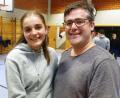 Bild: jp
Tamina Burkert und Wastl Weber freuten sich über den Volkstanzkurs in der Kastler Schulturnhalle, da sie als Kirwaleit bestens für die kommende Kirwasaison gerüstet sind.