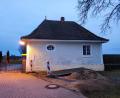 Bild: hme
Das Leichenhaus in Neudorf muss dringend saniert werden.