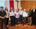 Bild: rha
Der Vorstand der Kolpingsfamilie Vilseck ist wieder komplett. Auch freute sich Präses Pater Robin Xavier über großherzige Spenden. (Von links): Daniel Rühr, Carina Körner, Erich Gebhardt, Hildegard Seegerer-Thiel, Vorsitzende Sieglinde Winkelmaier, Bettina Götz, Kassier Gerhard Kederer, Schriftführerin Rita Kederer, Präses Pater Robin und 2. Bürgermeister Thorsten Grädler.