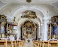 Archivbild: Jochen Neumann
Die Zahl der Pfarrer und damit auch die Zahl der Gottesdienste wird im Dekanat Tirschenreuth zurückgehen. Viele Kirchen werden deshalb zu den bisher gewohnten Gottesdienstzeiten leer bleiben. Das Bild zeigt einen Blick in die Pfarrkirche von Erbendorf.