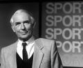 Bild: Horst Ossinger/dpa
21 Jahre lang war Ernst Huberty das Gesicht der „Sportschau“.