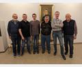Bild: Martin Steger
Gewinner und Gratulanten (von links) Johann Häring, Manuel Färber, Anton Gleißner, Siegfried Weber, Eckart Benkner und Sieger Willi Baumgärtner.