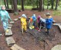Bild: rn
Die Matschkuhle, einer der Lieblingsorte der Kinder des Waldkindergartens.