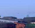 Bild: Stefanie Roth
Am frühen Mittwochmorgen kreist ein Polizeihubschrauber über Kohlberg. Nach einem Autodiebstahl in Sulzbach-Rosenberg suchen die Beamten nach einem flüchtigen Mann.