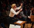 Bild: Staatstheater Nürnberg / Ludwig Olah
Joanna Mallwitz dirigiert ihr Abschiedskonzert in Nürnberg.