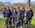 Bild: u
Um das in Gruppenstunden Erlernte umzusetzen, traf sich die Anglerjugend zu einem Angeltag am Mühlweiher. Vorne von links: Nils Prösl, Johannes Zach, Jan Prösl und Tim Basler, hinten von links.: Vorsitzender Stefan Dotzler, 2. Jugendleiter Philip Merz, 1. Jugendleiter Tobias Prösl, Elias Birner und Cornelius Lohner.