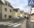 Bild: sei
An der Weidener Straße wird künftig am Beginn und Ende das Schild "Gesperrt für 7,5 Tonnen" stehen. Anlieger und Landwirtschaftlicher Verkehr sind frei. Die Entscheidung fiel nicht einstimmig.