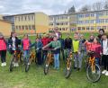 Bild: Hans Walter/exb
Sicher im Straßenverkehr: Neue Fahrräder erhält die Jugendverkehrsschule.