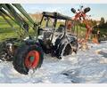 Bild: Polizei Neustadt/WN - exb
Vermutlich aufgrund eines technischen Defekts brannte dieser Traktor zwischen Altenparkstein und Glasern.