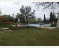 Bild: ihl
Das Freibad in Perschen bekommt gleich nebenan (Vordergrund) ein Hallenbad. Heuer belasten aber steigende Unterhalts- und Personalkosten den Haushalt.