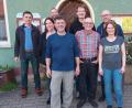 Bild: mfh
Der neue Führungsstab des Schlackenvereins: Dr. Christian Koch (Vorsitzender), Christine Moser (Schriftführerin), Andy Moser (stellvertretender Vorsitzender, Peter Ostermann (Kassier), Stefan Thar (scheidender Vorsitzender), Reinhold Kreiner (Beisitzer), Wolfgang Rauch (Beisitzer) und Alexandra Ottmann (Beisitzerin).