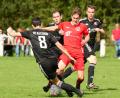 Bild: ham
Die Nabburger (rote Trikots) spielten gegen den TV Wackersdorf – das Spiel endete 5:5.