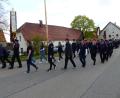 Bild: sl
Die gastgebende Feuerwehr Lerau führt den Kirchenzug an.