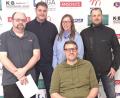 Bild: Roth/exb
Die erfolgreichen Großalbershofer Schützen (von links) Mathias Schmidt, Andreas Schneider, Anja Roth, Jürgen Weiß (vorne) und Dominik Gebhardt.