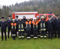 Bild: bö
Ihr erstes Leistungsabzeichen erreichen die Mitglieder einer gemischten Löschgruppe der Feuerwehr Allersburg-Berghausen. Dazu gratulieren Kreisbrandmeister Helmut Braun, Zweiter Bürgermeister Manfred Braun und Kreisbrandmeister Alexander Graf (von rechts).