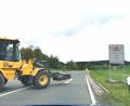 Bild: Portner
Die Staatsstraße 2159 ist ab der Grenzlandkaserne Oberviechtach (links) bis hin zur Ortschaft Gaisthal aufgrund Baumaßnahmen zweieinhalb Monate lang für den gesamten Verkehr gesperrt.