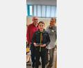 Bild: Bucher/exb
Oswald Sieber von den „Eisenbahn-und Modellbahnfreunden Neunburg v. W. und Umgebung“, Schüler Lukas Zitzler von der AG Modelleisenbahn und deren Leiter Ralf Klonus (von links).