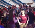 Bild: bnr
Ausgelassen feierten die Glaubendorfer Festdamen das Jubelfest ihrer Feuerwehr.