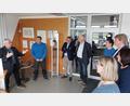Bild: mfh
Beim Besuch der SPD-Kreistagsfraktion Amberg-Sulzbach in der Lackierei Hufnagel in Lockenricht betonte Winfried Franz (links): „Man muss nicht immer große Firmen besuchen. Interessantes findet man oft in den kleinen Betrieben.“