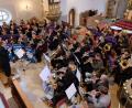 Bild: le
Mit seinen eindrucksvollen Musikbeiträgen, Chorälen und Kirchenliedern, glänzen die Posaunenchöre aus Floß und Forchheim in Sachsen im Festgottesdienst.