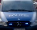 Symbolbild: Carsten Rehder/dpa
Unbekannte haben die Plane eines Sattelzug-Auflegers aufgeschlitzt. Die Polizei sucht Zeugen.