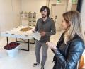 Bild: Kerstin Starke/fph
Museumsdirektorin Anna Dziwetzki und Museumspädagoge Christoph Neeb kündigen viele Mitmach-Aktionen zur Ausstellung "Klo & Co" an.