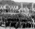 Repro: pi
Beim 1926 eingeweihten Kriegerdenkmal beginnen die Rundgänge in Waidhaus.