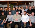 Bild: CSU Kulmain/exb
Kreisvorsitzender Tobias Reiß leitete die Neuwahlen, in denen sich die Mitglieder für Alois Albersdörfer, Dietmar Scherer, Marcel Braunreuther, Tobias Kellner, Klaus Lautenbacher, Stefan König, Ludwig Birkner, Michael Braun, Marco Bayerl (stehend von links), Tobias Schroll, Alexander Sollfrank, Georg Redl, Martin Nickl und Josef Scherm (sitzend von links) aussprachen.
