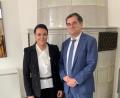 Bild: Uli Hübner/exb
Claudia Arlt mit Landgerichtspräsident Stefan Täschner.