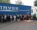 Bild: SFZ Nabburg/exb
Kinder der Schwägerl-Schule erfuhren bei der "Aktion Toter Winkel", was Lkw-Fahrer sehen können – und was nicht.