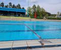 Bild: sne
Die Leine trennt Schwimmer- und Nichtschwimmerbereich. Jedoch stört sie beim Schwimmen von vollen Bahnen.