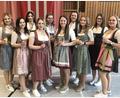 Bild: wro
Nicht fehlen dürfen beim Feuerwehr-Jubiläum in Fuchsmühl zehn charmante Festdamen.