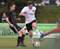 Bild: Büttner, Gerhard
Der Reuther Fabian Höcht (Mitte/hier Szene aus dem Spiel gegen Erbendorf) traf gegen Altenstadt/WN zwei Mal.