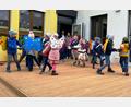 Bild: sm
Beim Familienfest im Haberländer Kindergarten präsentierten die Rabauken einen Schmetterlingstanz.