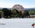 Archivbild: Götz
Der Steinberger See und die Holzkugel ziehen viele Gäste an. Ein Ferienbus soll sie künftig während der Saison ins Seenland bringen.