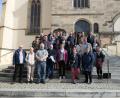 Bild: ufh
Die Delegation aus Schwaben zusammen mit den Oberpfälzern vor der Kirche in Sulzbach-Rosenberg.