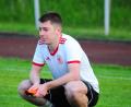 Bild: Thomas Schrems
Am Freitag waren Kapitän Lars Saller und die SpVgg Wiesau noch am Boden zerstört, ehe am Samstag die Hoffnung auf den Klassenerhalt in der Kreisliga zurückkehrte.