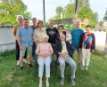 Bild: Manfred Haberzeth/exb
Im Kreis seiner Familie feierte Hubert Brunner (sitzend, rechts) seinen 85. Geburtstag. Mittlerweile zählen auch Urenkel zur Familie.
