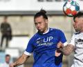 Archivbild: Büttner, Gerhard
David Bezdicka (links, hier in einem früheren Punktspiel) fällt für die Relegationsspiele gegen den SV Schwandorf-Ettmannsdorf aus.
