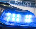 Symbolbild: Julian Stratenschulte/dpa/Symbolbild
Bei einem Verkehrsunfall im Landkreis Straubing-Bogen ist eine Person verunglückt.