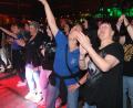 Bild: pi
Party für alle Altersgruppen: Beim Festauftakt in Floß feierten Hunderte Besucher.