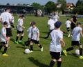 Bild: do
Lieblingssache Fußball: Beim dreitägigen Camp in Tremmersdorf lassen die Kids ihrer Begeisterung für das runde Leder freien Lauf.